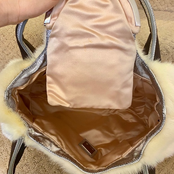 Authentic Fendi vintage fur spy - Picture 10 of 13